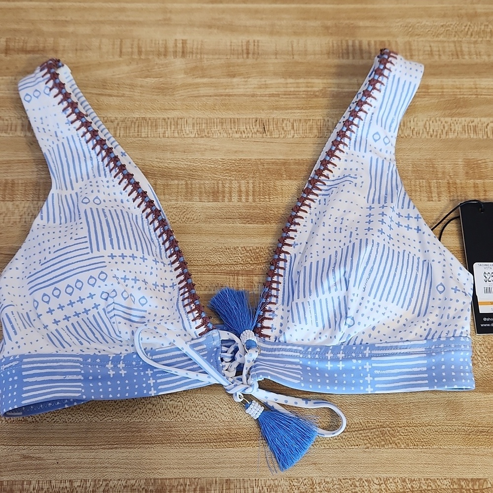 DOLCE VITA Ukara Contemporary Triangle Bikini Top, size S - Picture 5 of 10